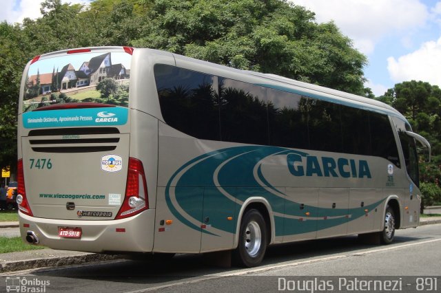 Viação Garcia 7476 na cidade de Curitiba, Paraná, Brasil, por Douglas Paternezi. Número da foto: #4974471.