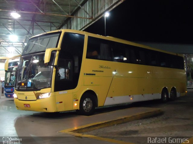 Viação Itapemirim 49001  na cidade de Campos dos Goytacazes, Rio de Janeiro, Brasil, por Rafael Gomes . ID da foto: 4978558.