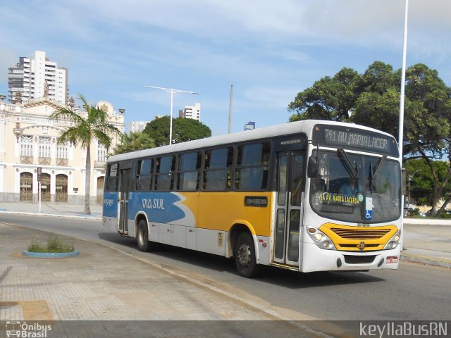 Via Sul TransFlor 05080 na cidade de Natal, Rio Grande do Norte, Brasil, por Keylla Pinto. Número da foto: #4977434.