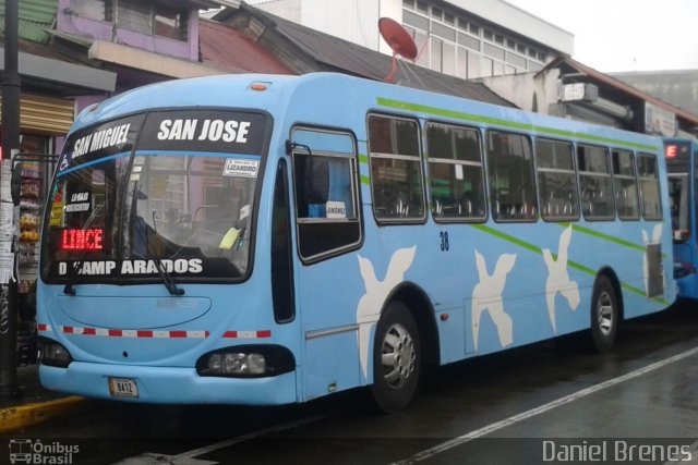Buses San Miguel Higuito BUSMI 38 na cidade de , por Daniel Brenes. Número da foto: #4986439.
