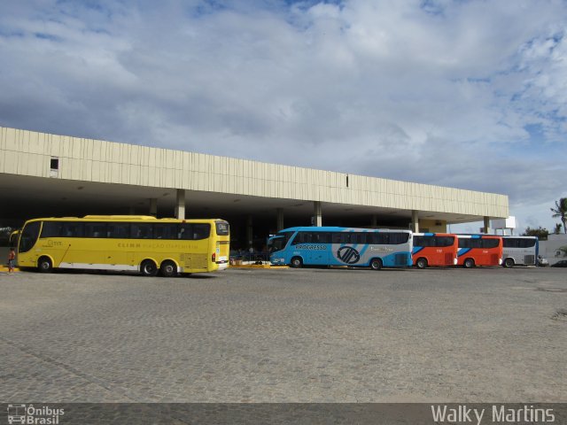 Viação Itapemirim 8655 na cidade de Caruaru, Pernambuco, Brasil, por Walky Martins Nascimento. ID da foto: 4991926.