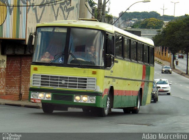 Signus Turismo 7028 na cidade de Belo Horizonte, Minas Gerais, Brasil, por Adão Raimundo Marcelino. Número da foto: #4952598.