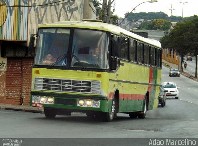 Signus Turismo 7028 na cidade de Belo Horizonte, Minas Gerais, Brasil, por Adão Raimundo Marcelino. ID da foto: 4952598.