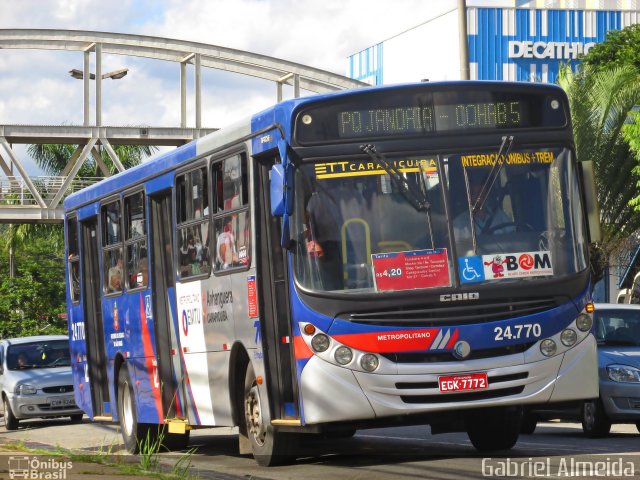 Empresa de Transportes e Turismo Carapicuiba 24.770 na cidade de Barueri, São Paulo, Brasil, por Gabriel Almeida. Número da foto: #4997457.