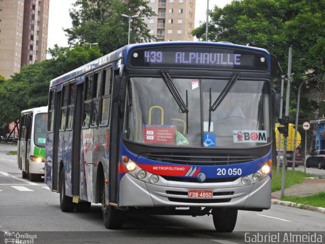 Auto Viação Urubupungá 20.050 na cidade de São Paulo, São Paulo, Brasil, por Gabriel Almeida. Número da foto: #4997620.