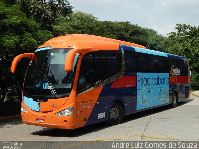 Viação Piracicabana 1742 na cidade de São Paulo, São Paulo, Brasil, por André Luiz Gomes de Souza. Número da foto: #4997283.