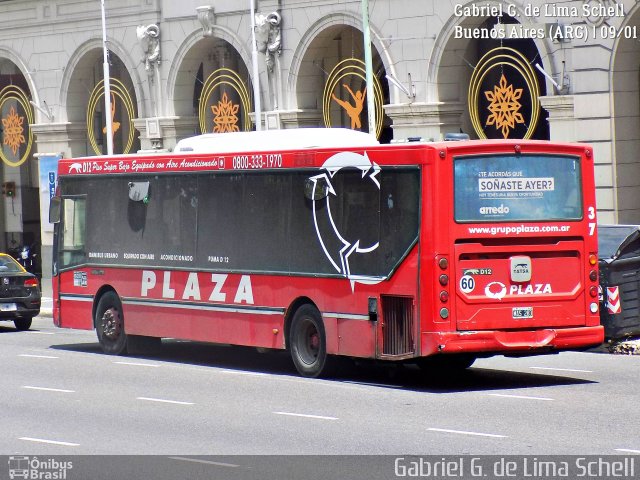 Plaza 37 na cidade de Ciudad Autónoma de Buenos Aires, Argentina, por Gabriel Giacomin de Lima. ID da foto: 5001828.