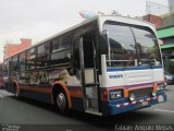 Ônibus Particulares  na cidade de Cardoso Moreira, Rio de Janeiro, Brasil, por Fabián  Angulo Mejías. ID da foto: :id.