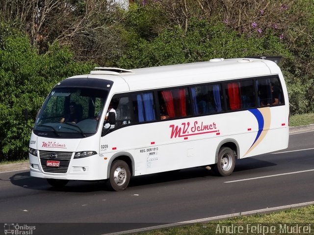 MV Selmer 0209 na cidade de Castro, Paraná, Brasil, por André Felipe Mudrei. ID da foto: 5014903.