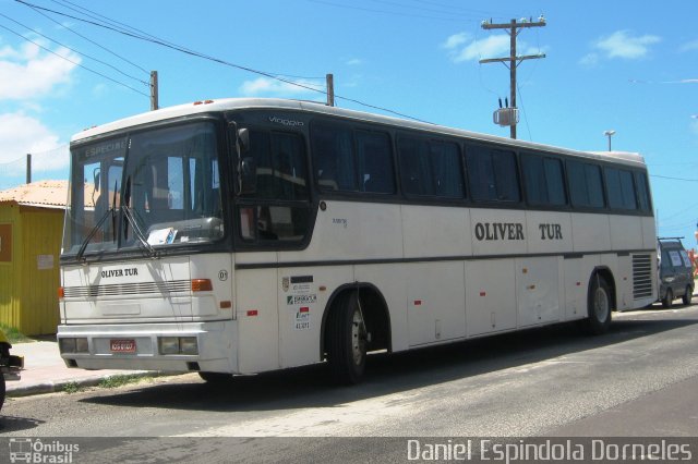 Oliver Tur 01 na cidade de Tramandaí, Rio Grande do Sul, Brasil, por Daniel Espindola Dorneles. Número da foto: #5015639.