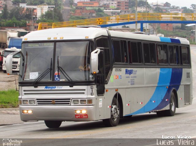 Ônibus Particulares 010 na cidade de João Monlevade, Minas Gerais, Brasil, por Lucas Vieira. Número da foto: #4955454.
