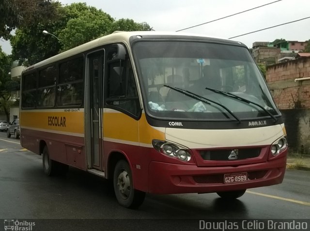 Escolares 8569 na cidade de Belo Horizonte, Minas Gerais, Brasil, por Douglas Célio Brandao. Número da foto: #4953320.