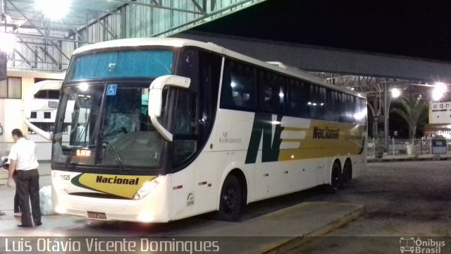 Viação Nacional 10525 na cidade de Campos dos Goytacazes, Rio de Janeiro, Brasil, por Luis Otávio Vicente Domingues. ID da foto: 5018112.