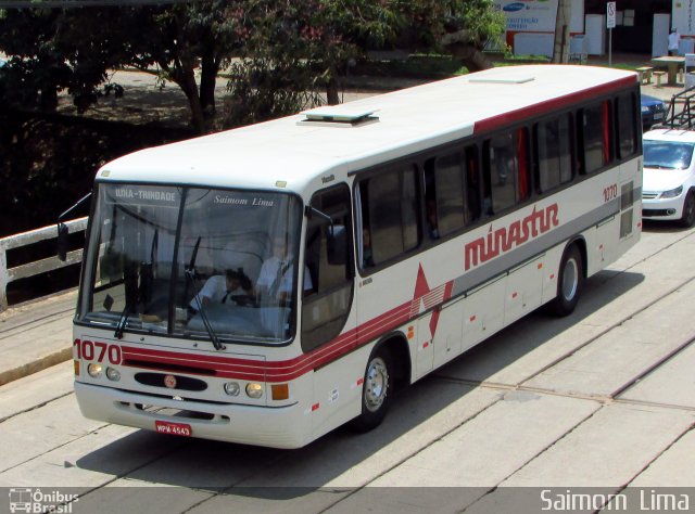 Minastur 1070 na cidade de Iúna, Espírito Santo, Brasil, por Saimom  Lima. Número da foto: #5017687.