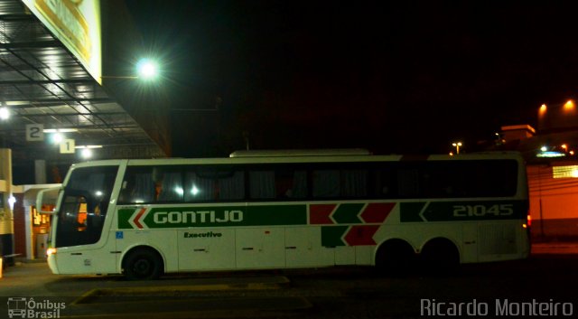 Empresa Gontijo de Transportes 21045 na cidade de Viana, Espírito Santo, Brasil, por Ricardo Silva Monteiro. ID da foto: 4957536.