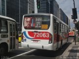 Transurb 72063 na cidade de Rio de Janeiro, Rio de Janeiro, Brasil, por Zé Ricardo Reis. Número da foto: #:id.