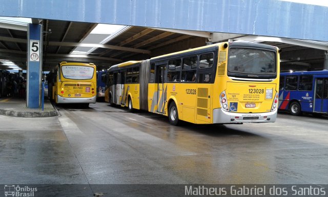 Auto Viação Ouro Verde 123028 na cidade de Campinas, São Paulo, Brasil, por Matheus Gabriel dos Santos. Número da foto: #4963562.