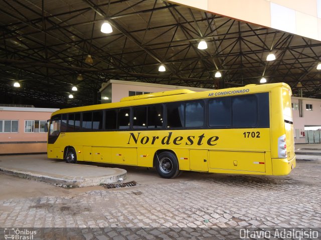 Viação Nordeste 1702 na cidade de Mossoró, Rio Grande do Norte, Brasil, por Otavio Adalgisio. Número da foto: #4963165.