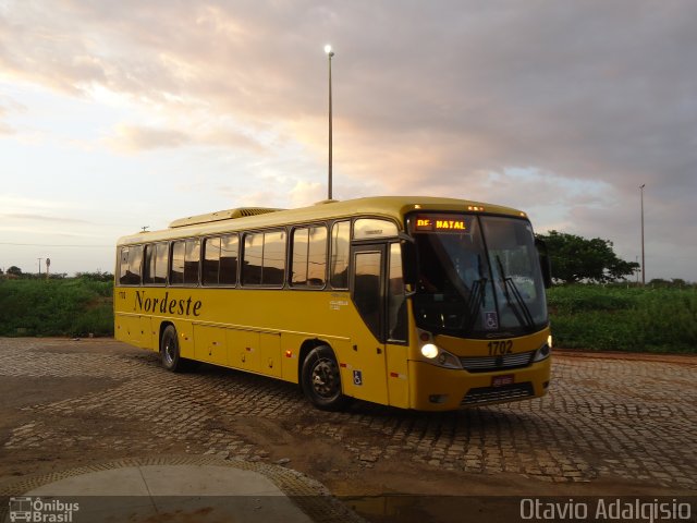 Viação Nordeste 1702 na cidade de Mossoró, Rio Grande do Norte, Brasil, por Otavio Adalgisio. Número da foto: #4963173.