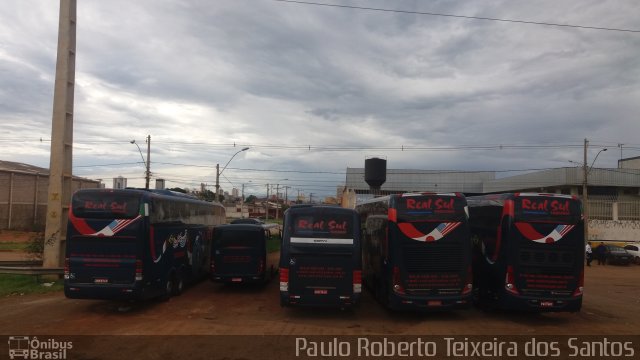 Real Sul Turismo 201196 na cidade de Brasília, Distrito Federal, Brasil, por Paulo Roberto Teixeira dos Santos. Número da foto: #5020875.