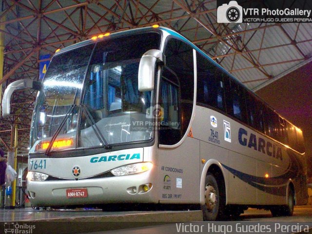 Viação Garcia 7641 na cidade de Maringá, Paraná, Brasil, por Victor Hugo Guedes Pereira. Número da foto: #5020736.