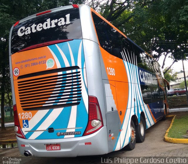 Catedral Turismo 1280 na cidade de São Paulo, São Paulo, Brasil, por Luis Philippe Cardoso Coelho. Número da foto: #5044598.