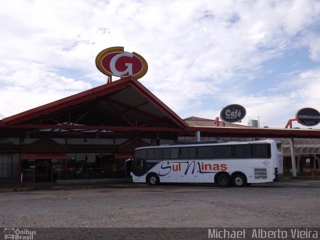 Viação Sul Minas 8705 na cidade de Ribeirão Vermelho, Minas Gerais, Brasil, por Michael  Alberto Vieira. Número da foto: #5044966.