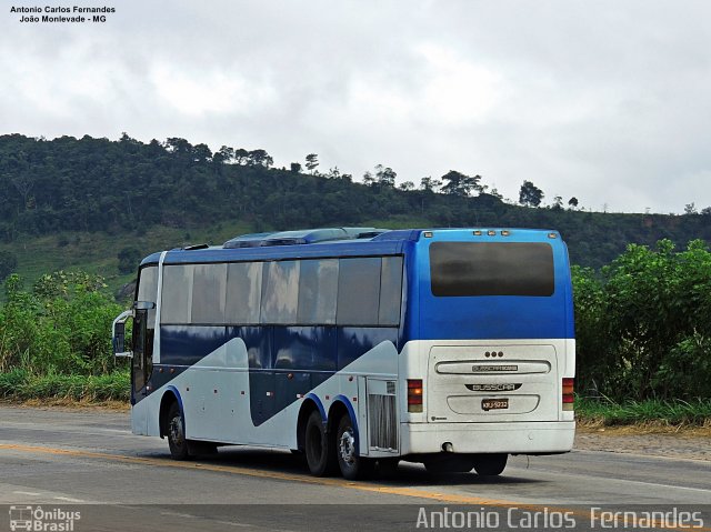 Ônibus Particulares 9232 na cidade de João Monlevade, Minas Gerais, Brasil, por Antonio Carlos Fernandes. Número da foto: #5047050.