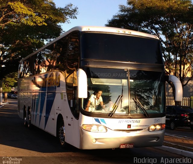 Sem Fronteiras Turismo 1250 na cidade de Conselheiro Lafaiete, Minas Gerais, Brasil, por Rodrigo  Aparecido. Número da foto: #5057347.