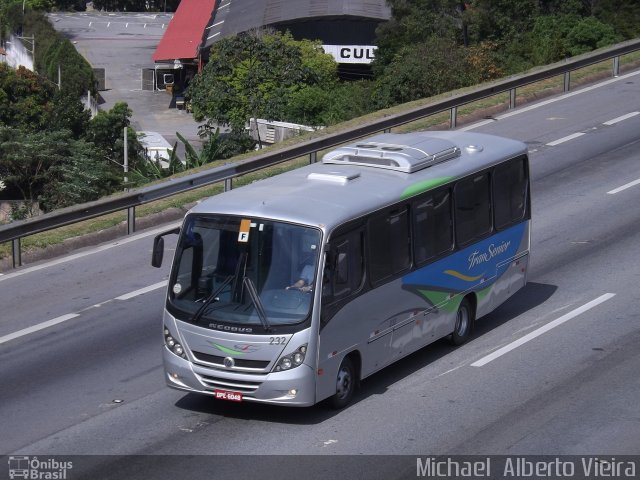 Transenior 232 na cidade de Barueri, São Paulo, Brasil, por Michael  Alberto Vieira. Número da foto: #5056283.