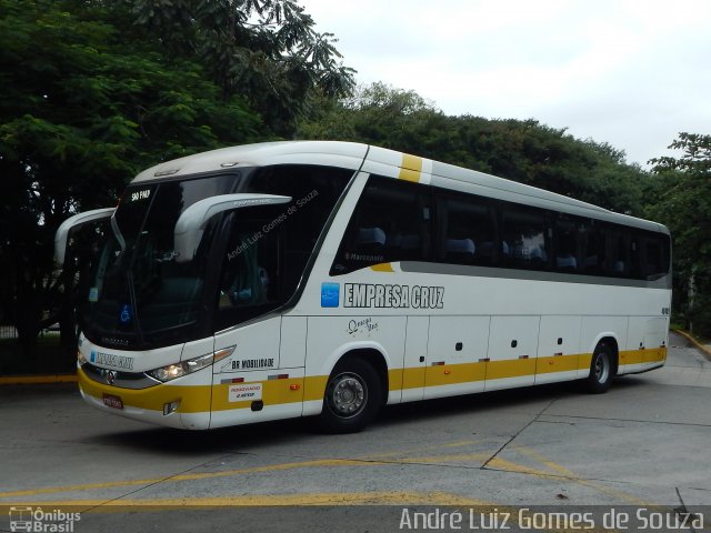 Empresa Cruz 49401 na cidade de São Paulo, São Paulo, Brasil, por André Luiz Gomes de Souza. Número da foto: #5059989.