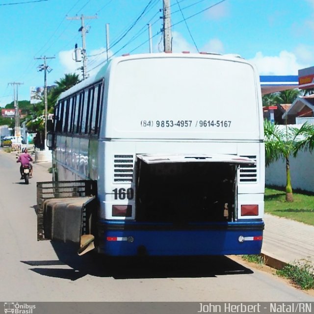 Ônibus Particulares 160 na cidade de Natal, Rio Grande do Norte, Brasil, por John Herbert. Número da foto: #5058285.