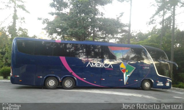 Nova América Turismo 1500 na cidade de São Paulo, São Paulo, Brasil, por Guilherme Esteves Peruzzi. Número da foto: #5022946.
