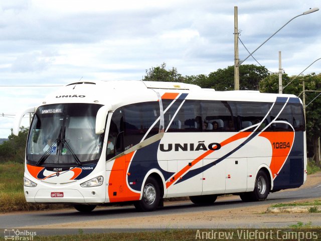 Expresso União 10254 na cidade de Pirapora, Minas Gerais, Brasil, por Andrew Campos. ID da foto: 5023950.