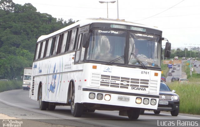 Ônibus Particulares 1070 na cidade de Recife, Pernambuco, Brasil, por Lucas Ramos. Número da foto: #5064308.