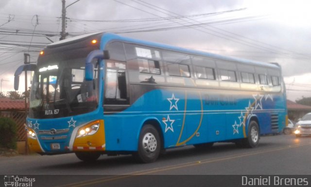 Tranportes San Gabriel de Aserrí 45 na cidade de San Rafael Arriba, Desamparados, San José, Costa Rica, por Daniel Brenes. Número da foto: #5065936.