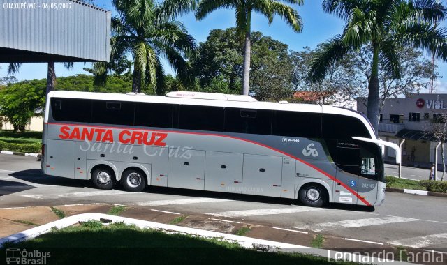 Viação Santa Cruz 202140 na cidade de Guaxupé, Minas Gerais, Brasil, por Leonardo Carola. Número da foto: #5065410.