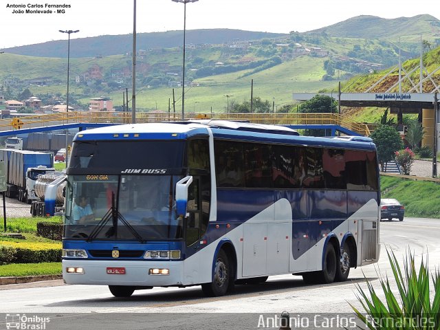Ônibus Particulares 9232 na cidade de João Monlevade, Minas Gerais, Brasil, por Antonio Carlos Fernandes. Número da foto: #5072261.