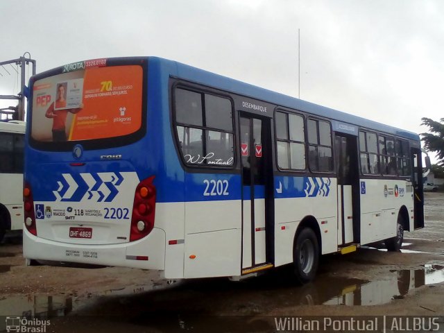Empresa São Francisco 2202 na cidade de Maceió, Alagoas, Brasil, por Willian Pontual. Número da foto: #5073803.