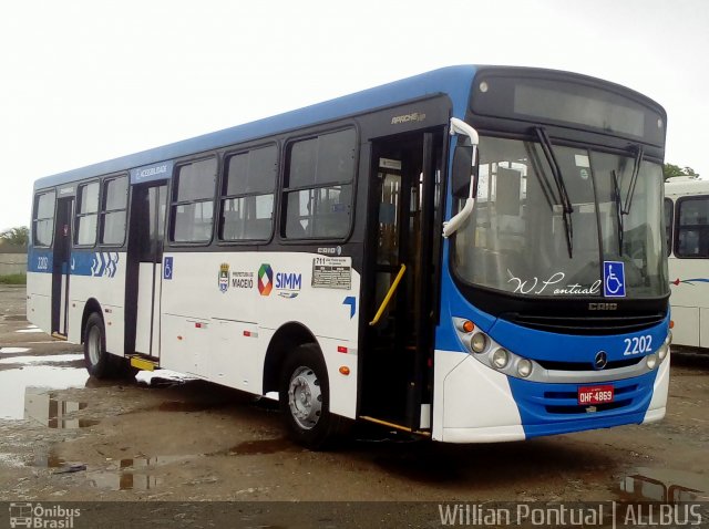 Empresa São Francisco 2202 na cidade de Maceió, Alagoas, Brasil, por Willian Pontual. Número da foto: #5073810.