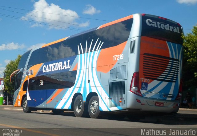 Catedral Turismo 17219 na cidade de Trindade, Goiás, Brasil, por Matheus Januario. Número da foto: #5076712.