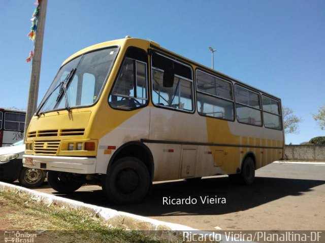 Ônibus Particulares 5547 na cidade de Planaltina, Distrito Federal, Brasil, por Ricardo Vieira. ID da foto: 5076456.