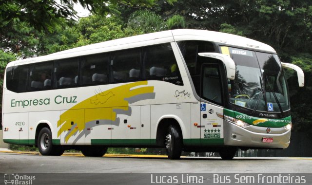 Empresa Cruz 49210 na cidade de São Paulo, São Paulo, Brasil, por Lucas Lima. Número da foto: #5084438.