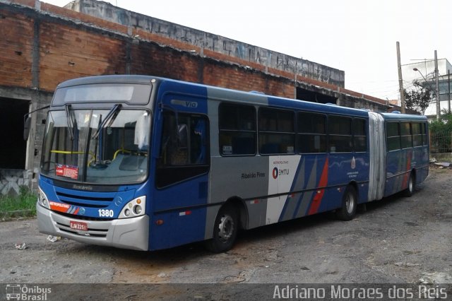 Viação Ribeirão Pires 1380 na cidade de Mauá, São Paulo, Brasil, por Adriano Moraes dos Reis. ID da foto: 5083726.