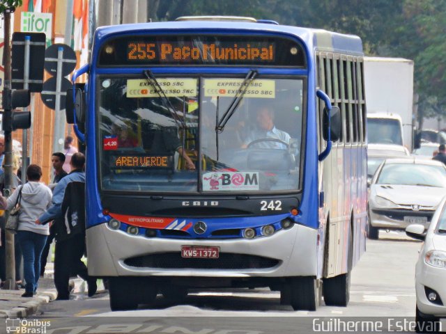 Expresso SBC 242 na cidade de São Bernardo do Campo, São Paulo, Brasil, por Guilherme Estevan. ID da foto: 5087461.