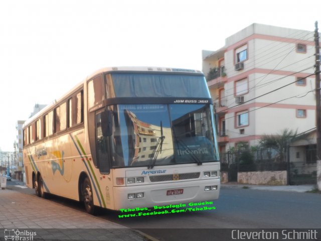 Transporte Argenta - Argentur 714 na cidade de Santa Maria, Rio Grande do Sul, Brasil, por Cleverton Schmitt. Número da foto: #5085579.