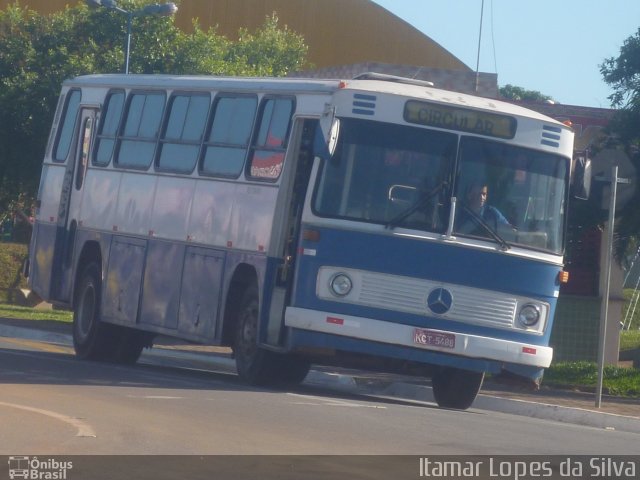 Ônibus Particulares 5488 na cidade de Senador Canedo, Goiás, Brasil, por Itamar Lopes da Silva. ID da foto: 5087139.