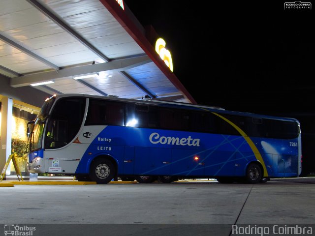 Viação Cometa 7261 na cidade de Pouso Alegre, Minas Gerais, Brasil, por Rodrigo Coimbra. Número da foto: #5087390.