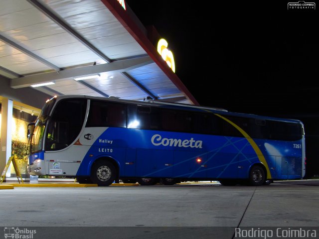 Viação Cometa 7261 na cidade de Pouso Alegre, Minas Gerais, Brasil, por Rodrigo Coimbra. ID da foto: 5087390.