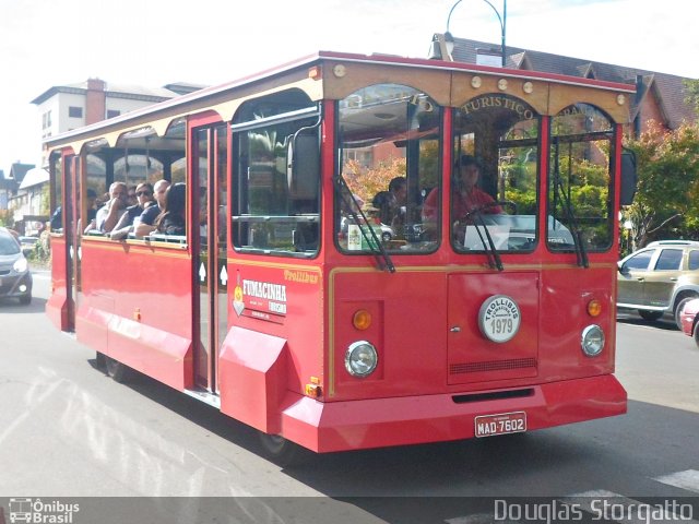 Fumacinha Turismo 1979 na cidade de Gramado, Rio Grande do Sul, Brasil, por Douglas Storgatto. Número da foto: #5025422.